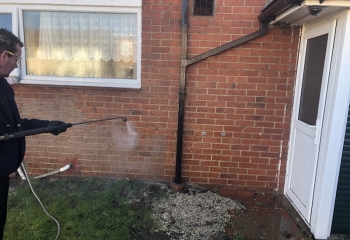 Pressure washing and cleaning off old brickwork in Basingstoke