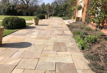 Beautiful cleaned patio in Basingstoke